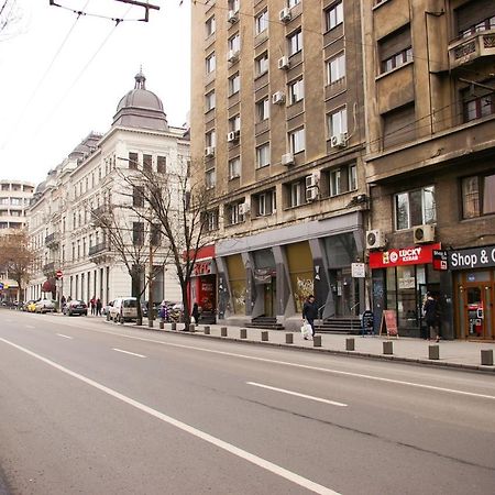 Cozy Old Town Apartment - Free Minibar Букурещ Екстериор снимка